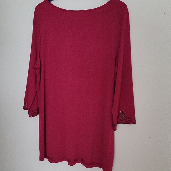 Elegant Women's Top with Sequin Trim – Stylish & Spa With A Pocket - Picture 9 of 11